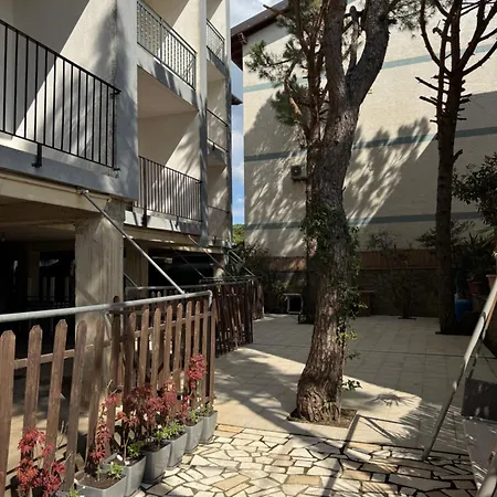 Flat Ergli Apartamento *