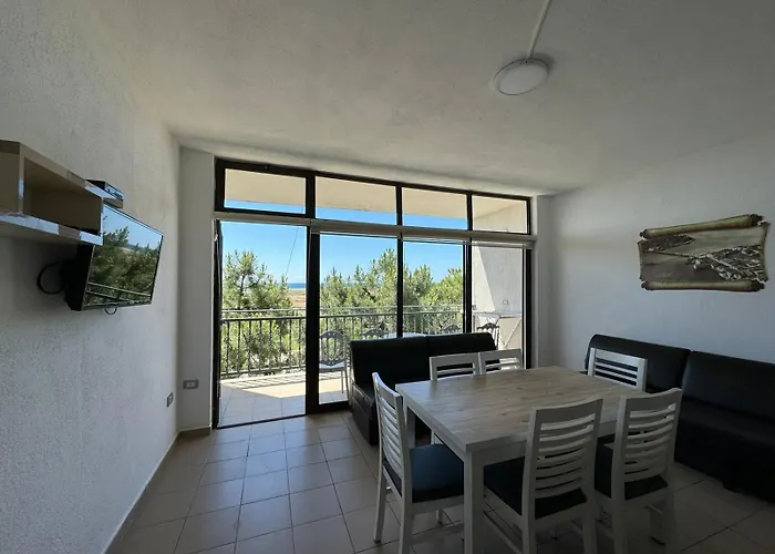 Flat Ergli *