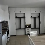 Flat Ergli * Velipojë