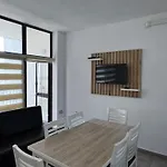 Flat Ergli *