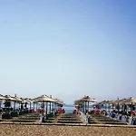 Flat Ergli *