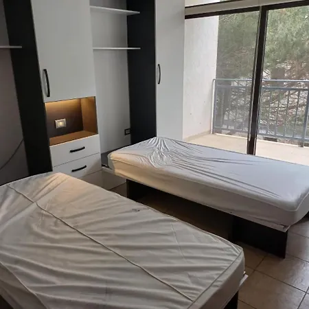 Flat Ergli * Velipoje