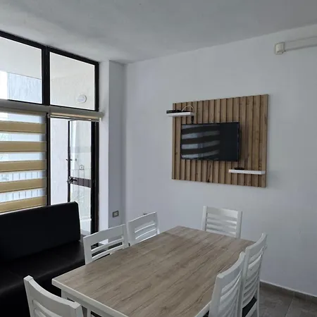 Flat Ergli *