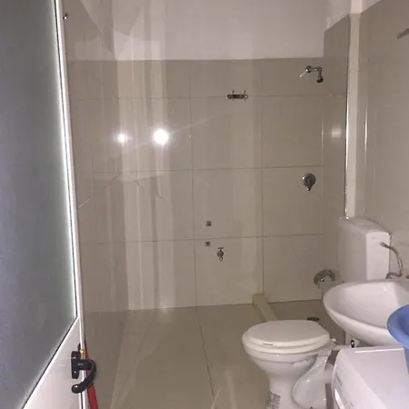 Flat Ergli Velipoje