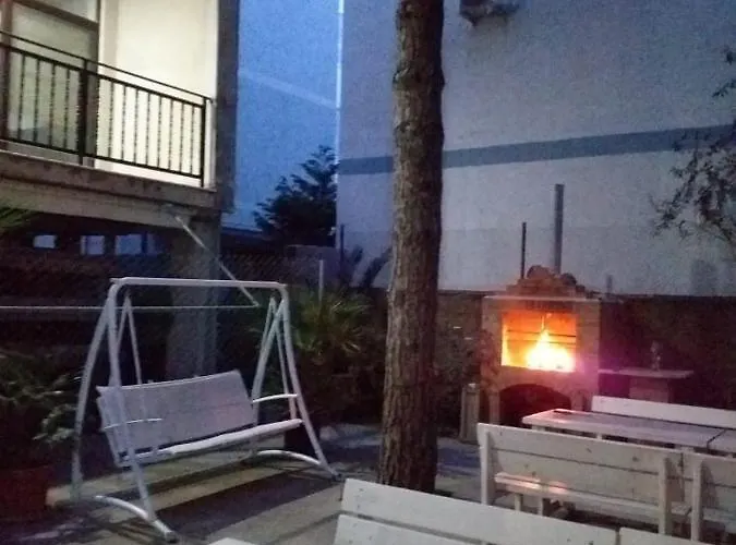 Flat Ergli * Velipojë